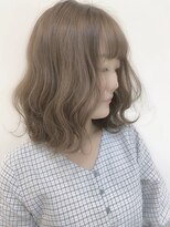 ケリーズグリーン(Kelly's Green)&nbsp;外ハネウェーブ × ハイライト