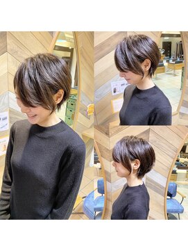 ネオリーブ モカ 川崎チネチッタ店(Neolive mocca) 頭の形が綺麗に見える襟足スッキリ丸みショート 川崎
