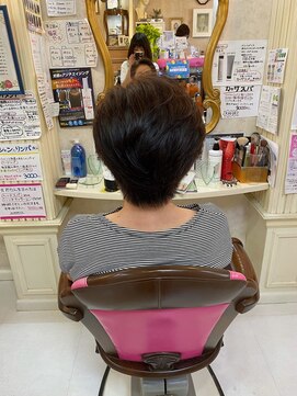 美容室 ティンカーベル ショートヘア