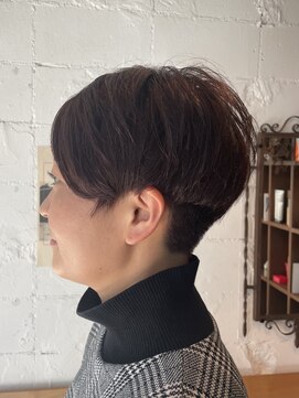 ロジエ(ROSIER) 前下がりショート