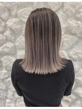 モアナ バイ ヘッドライト大宮店(Moana by HEADLIGHT) Moana【大宮】#バレイヤージュ#ミディアムヘア#20代30代40代