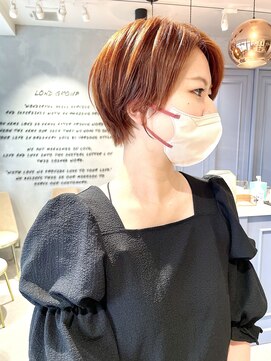 ロンドジェネルーズ 柏(Lond generous) 【小林翼】ワンブリーチ アプリコットオレンジ ショートボブ