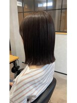 フィーカ(fika) 切りっぱなしボブ