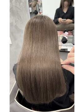 ブラスト(BLAST) ミルクティーベージュ