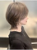 くびレイヤーウルフひし形小顔　ウルフカット