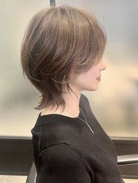 ダブルトーキョー シブヤ(W-TOKYO SHIBUYA) くびレイヤーウルフひし形小顔　ウルフカット