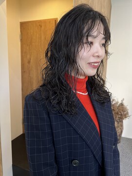 アノネ(anone) くるくるパーマ×ロング