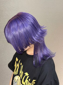 アイコニック 天神店(ICONIQ) 外ハネロングウルフ/インナーカラー/パープル×レッド