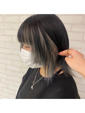 ビスイル 秋葉原店(Vis ill) 大人美人透明感カラーインナーカラーハイトーンホワイト