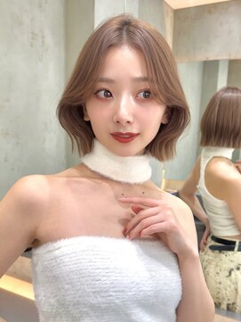 ミルクティーベージュ×大人韓国くびれボブ