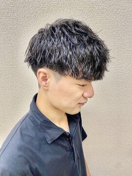 ギブ 豊田市駅店(GIVE) 緩め波巻きパーマメンズマッシュパーマ刈り上げツーブロック