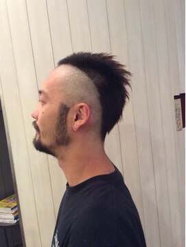 フルール(fleur) 【パンチの効いたフェザーバック】