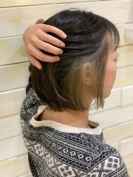 ラック 辻堂(LUCK) ベージュインナーカラー