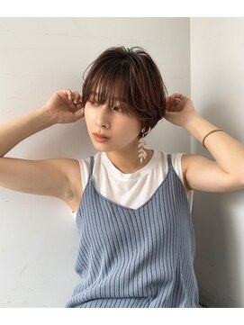 ジエクト 本店(The Ect) 大人かわいい丸みショート×シークレットハイライ