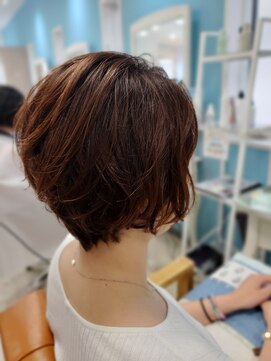 アラワラブルー(arrawarra blue) 大人かわいいショートボブ/20代/30代/40代/50代/倉敷駅/白楽町
