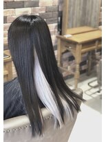 ホワイト 伊勢崎(WHITE) 憧れのホワイトカラー☆コントラストインナースタイル☆
