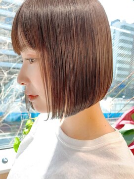 ロット 横浜(lot) ぱつっとボブ/ショートボブ/髪質改善[横浜駅]