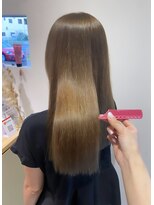 スリー(THREE)&nbsp;【素髪へ導く】髪質改善ヘアエステ