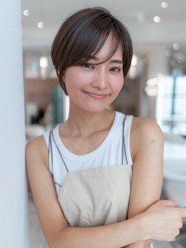 イオ 本厚木(io) 20代30代大人かわいい丸みショート耳掛けシースルーバング小顔