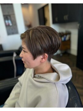 グラマラス(glamorous) ショートヘア