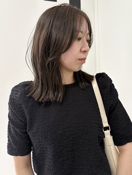 ヨーク(YOKE) 顔まわりレイヤー前髪フェイスレイヤーロングボブ