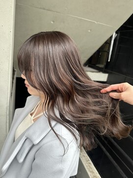 アクト(ACT) ナチュラルブラウン/顔周り/レイヤーカット