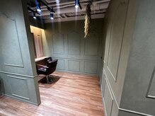 ラルジュアン(Largean)の雰囲気(【半個室席】全席半個室で目線も気にならずリラックス頂けます♪)