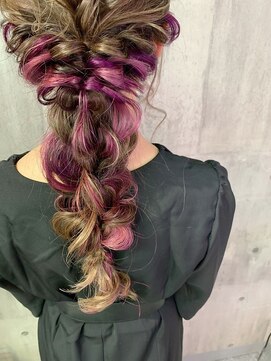 パレット 町田店(PALETTE) インナーカラーがアクセント☆編み下ろしヘア♪