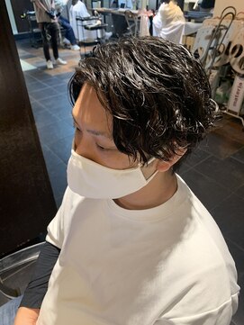 リー 東三国(Lee) 【Lee 東三国】谷辻Style＊センターパート×スパイラルパーマ