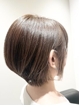 ストフ(stof) 丸みショート/大人ボブ/インナーカラー/ショートボブ