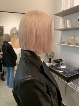 オンヌ(onnu) ホワイトカラー