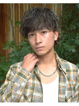 フリーク バーバーショップ 都島店(FREAK BARBER SHOP) マッシュウルフ ニュアンス ソフトツイスト ハイライト シャドー