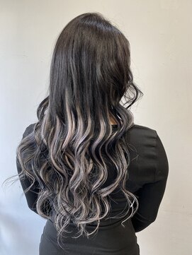 フツーロ 栄(FUTURO) プルエクステ