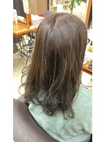 ブレス ザモール郡山店&nbsp;カーキベージュカラー