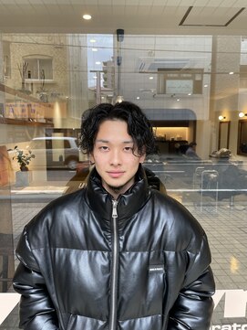 リマ(ryhma/n) ツイストスパイラルセンターパート