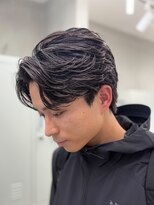 フィフス 名駅(fifth)&nbsp;大人の抜け感を演出する、今トレンドのフェザーパーマ