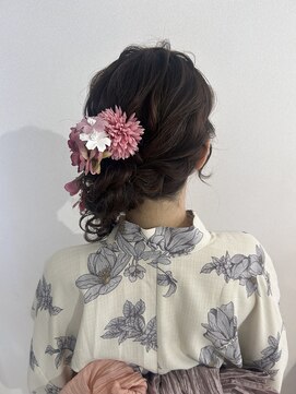 ディティカ サウ(Dityca sow) サイドシニヨン/クラゲヘア/浴衣ヘア/花火大会/お祭り