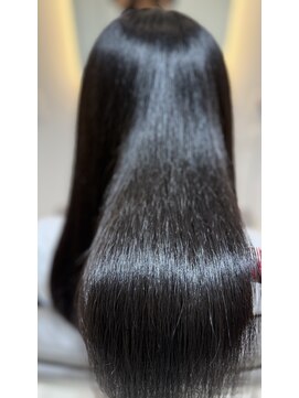 フルー 都立大学店(Fleu r) プレミアム縮毛矯正！ダメージが少なく、柔らかい仕上がりが特徴