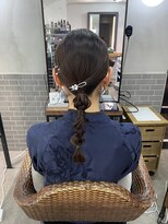 メゾンドムニ 恵比寿(Maison de MUNi)&nbsp;シンプルで可愛いタイトヘアセット