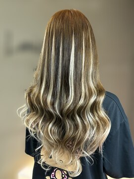 ラニシス ヘアー(Lanisis Hair) エクステハイライトでダメージ知らず！！！