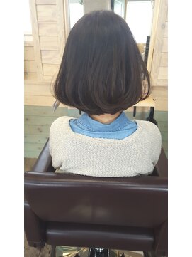 アトレ コウベ(Attrait KOBE) お手入れ楽ちんボブ