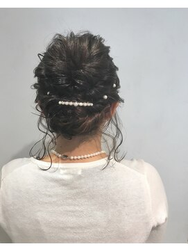 ヴァンクシー バイ ルナ(VANKCY by Luna) 後れ毛ラフアレンジ 結婚式 二次会 卒業式 袴 振袖 登戸 向ヶ丘