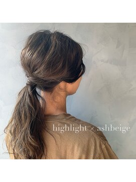 レニー(Reny) ハイライト×アッシュベージュ◎20代30代40代