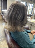 透明感のあるハイライトグラデ