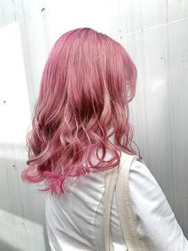 レーベン(LEBEN) 【ブリーチ１回～】ピンクカラー