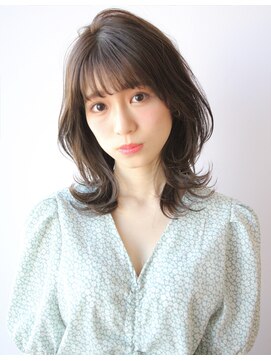 アフロート ルヴア(AFLOAT RUVUA) 【30/40/50代】後ろ姿も美人《くびれレイヤー》は高橋にお任せ！