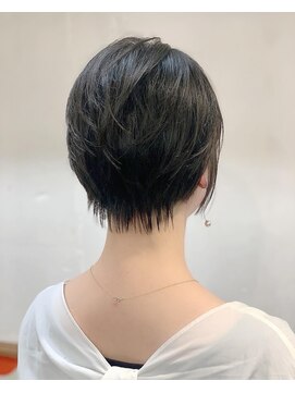 スタンス(stance) 高支持率!大人女子のノーブルショート!