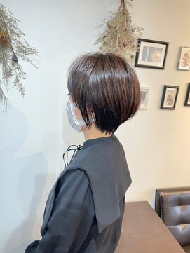 ルッツ カオラ(Ruttu KaoLa) ツヤ感立体ショート＊