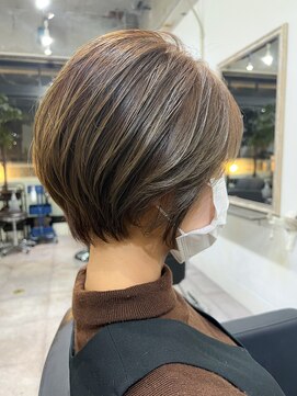 カフカ(CAFCA) 大人かっこいい/前下がりショート/くびれショート