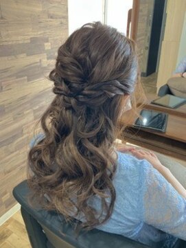 ミリ 千歳烏山(Mili CARE&SPA) ゆるふわはーっふアップ